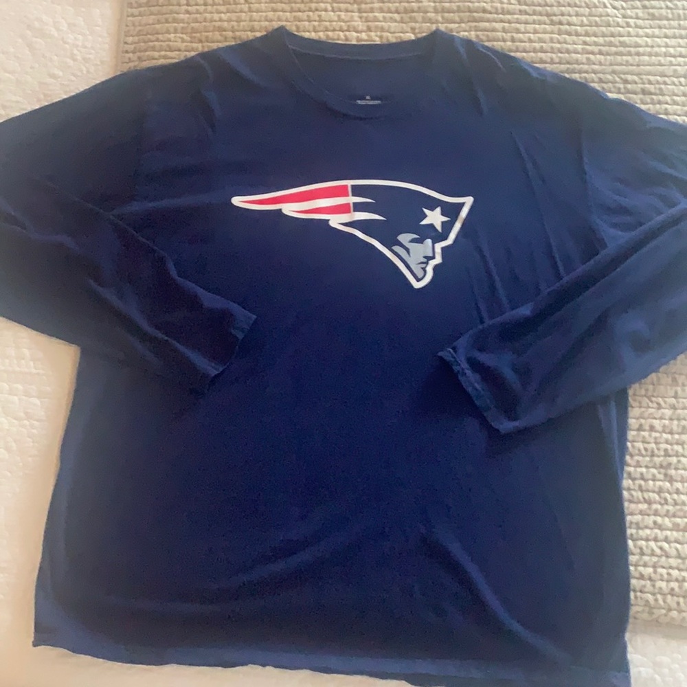 Patriots long sleeve tee shirt